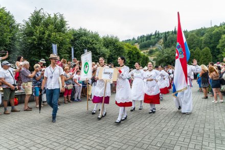 Korowód 56.Tygodnia Kultury Beskidzkie